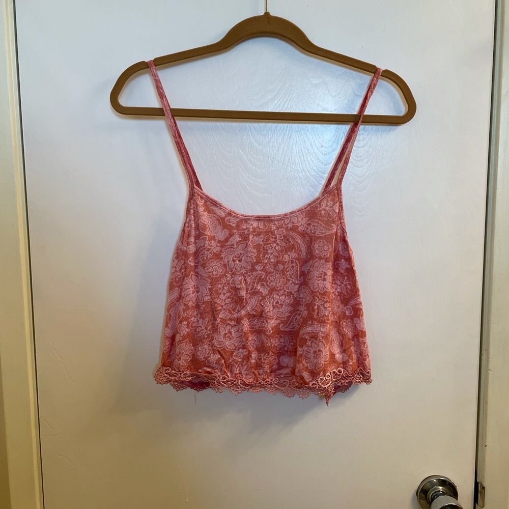 Pink floral pattern loose tank top